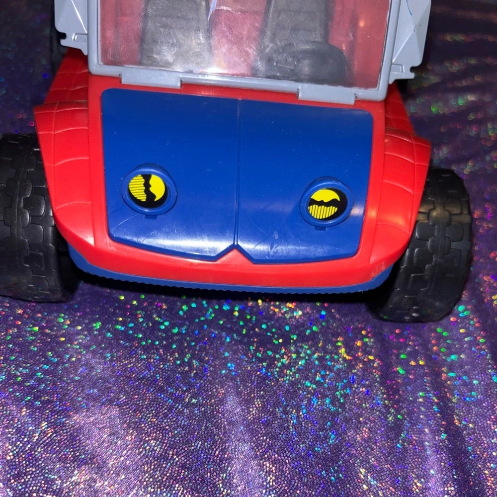 Spiderman car